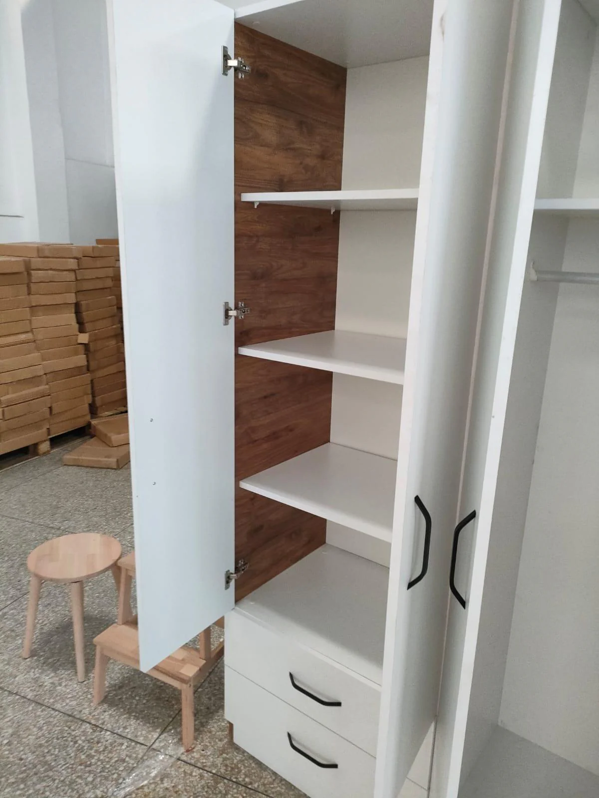 Armoire 4 portes 2 tiroirs - GLORY - MEILLEUR VENTE - Image 4